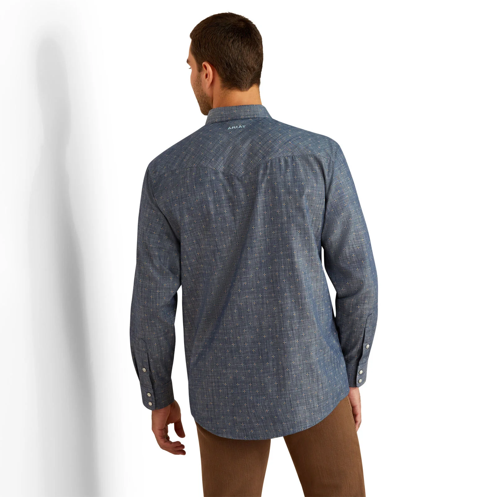 Ariat Mens Fenix Classic Fit Snap L/S Shirt (10054658) Chambray Blue - Image 2