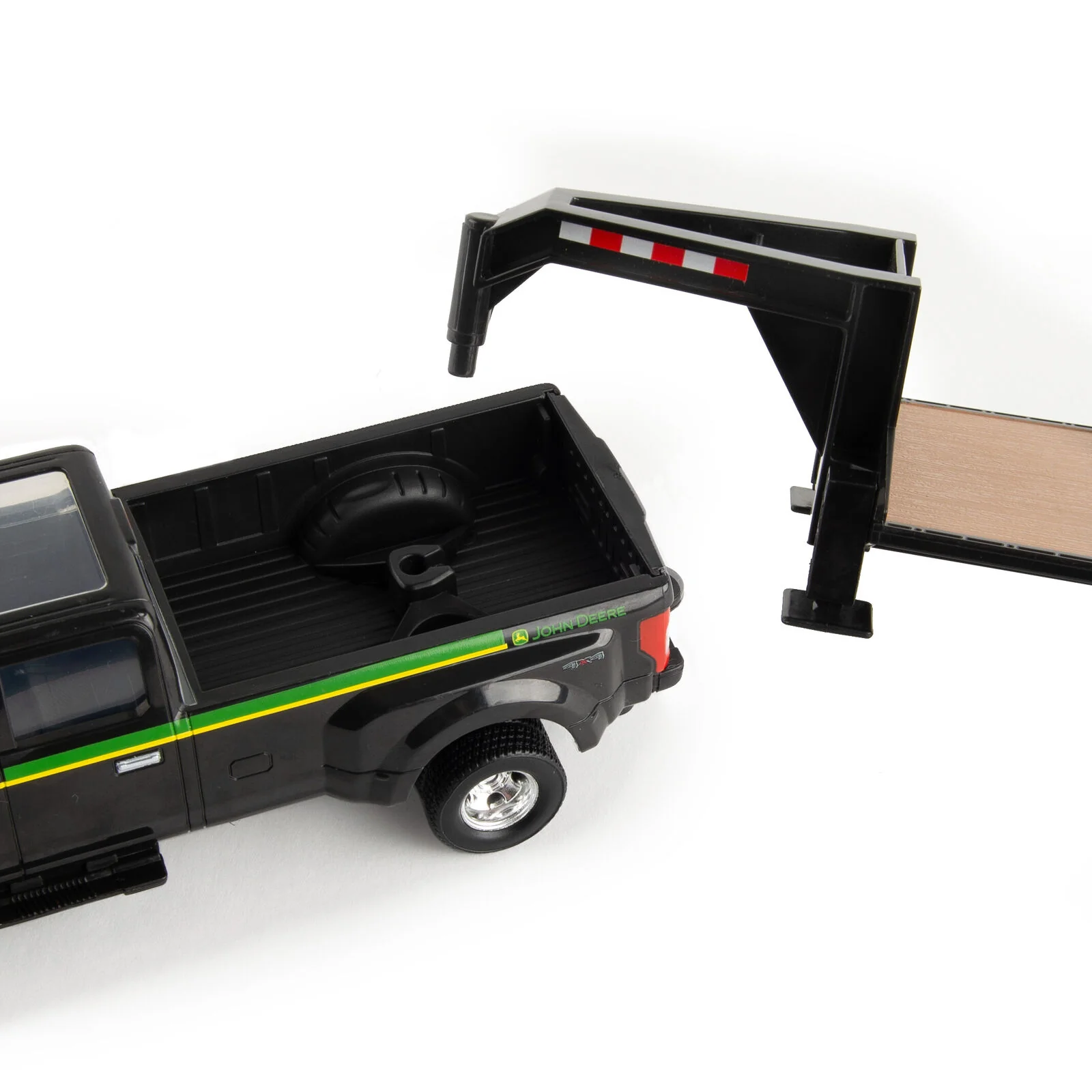 John Deere Childrens 1:32 Ford Pickup With Tractor on Trailer and Horses & Yards (47434) - Image 8