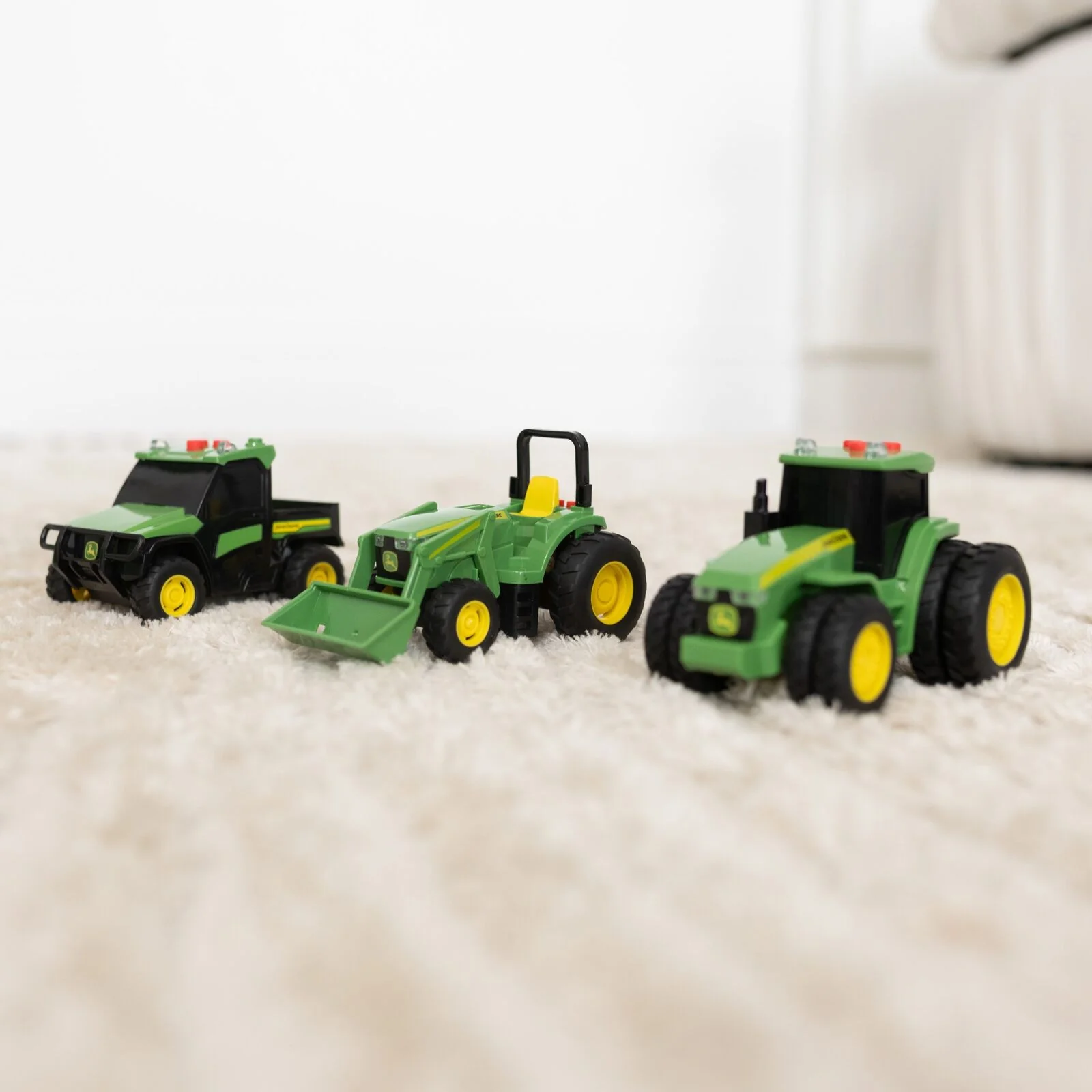 John Deere Childrens JD Lights & Sounds Mini Tractors 3 Pack (470374) - Image 3