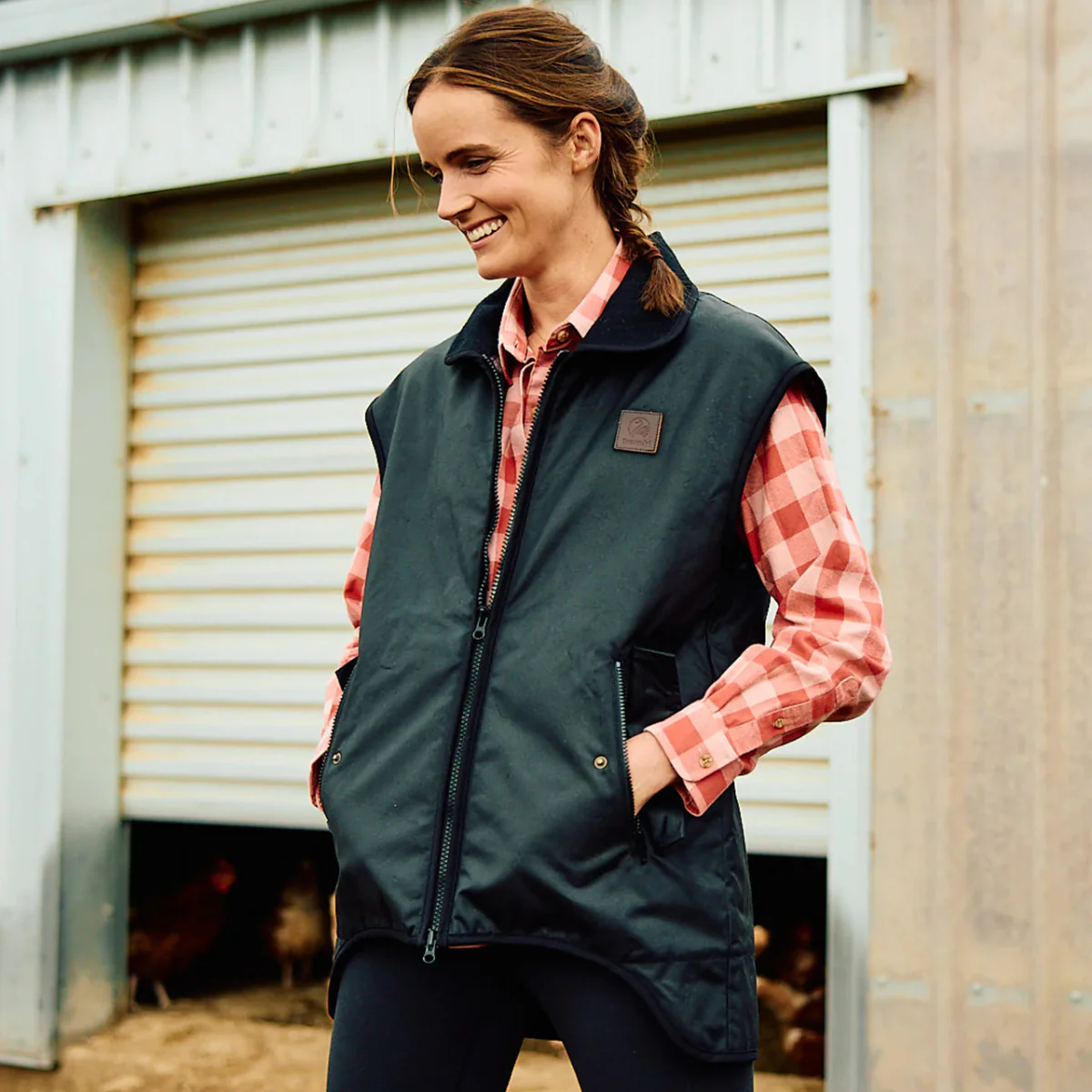 Swanndri Womens Foxton Oilskin Vest (SW2542052W) Black/Pink Salt - Image 8